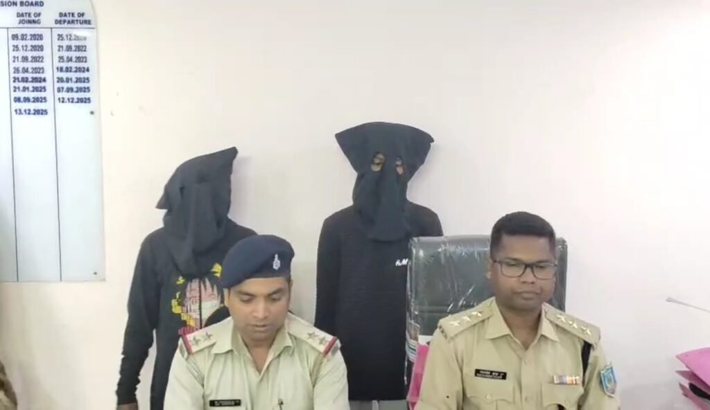 जमशेदपुर में बाइक चोर गिरोह का पर्दाफाश, 4 गिरफ्तार, 5 चोरी की मोटरसाइकिल बरामद