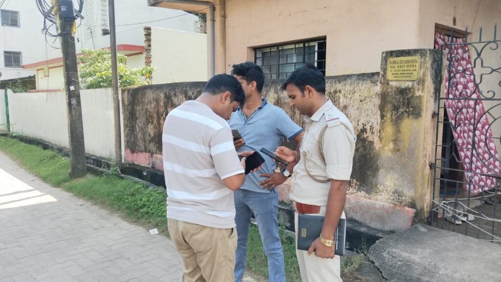 उलीडीह में दिनदहाड़े महिला से चेन स्नैचिंग, CCTV फुटेज के आधार पर बदमाशों की तलाश तेज